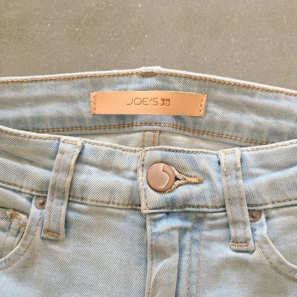 Joe's Jeans, Light Wash, High Rise, Size 24W, New - Picture 4 of 4
